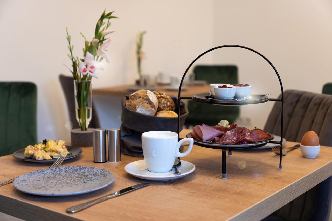 Bed And Breakfast - Homburg Am Main מראה חיצוני תמונה